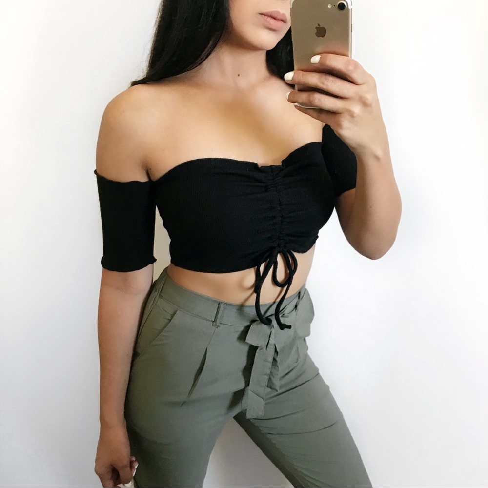 Jamie Drawstring Off-the-shoulder Crop (Black) - Picture 2 of 4